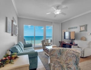 An image of a living area at a hotel near Panama City Beach nightlife. 